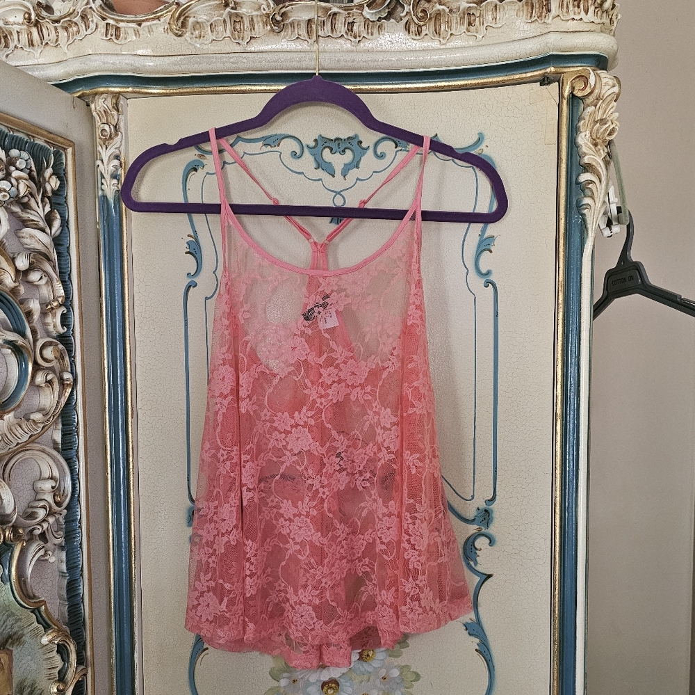 Pink lace festival tank top size 6